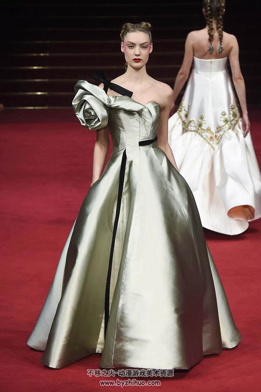 精美华丽的晚礼服 模特T台等场景艺用摄影写真图片服装素材参考下载 1934P