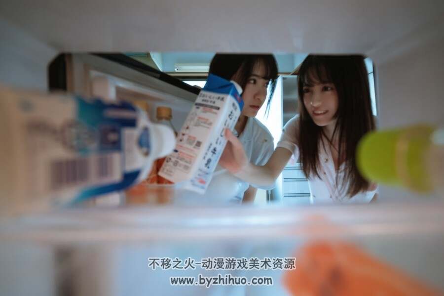 B站知名up主果哝双子日本旅拍[40P/24M]