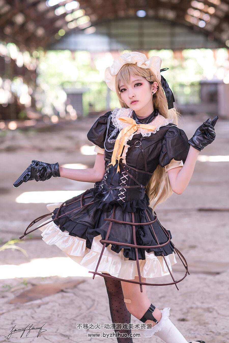 少女前线 瓦尔特PPK枪娘洛丽塔cos人体艺术写真摄影素材分享下载 55P