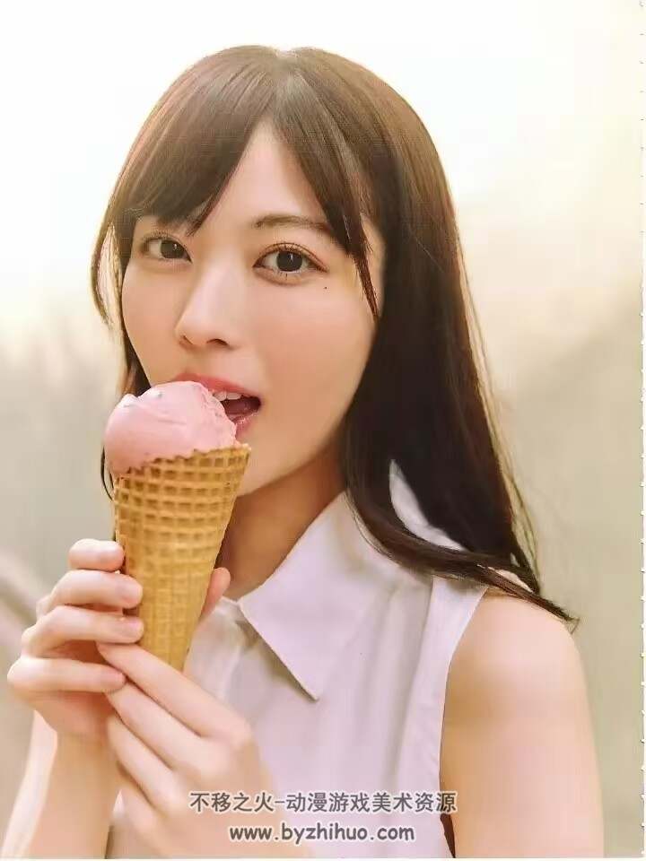 乃木坂46岩本莲加1st写真集「いたずらな風」百度网盘下载