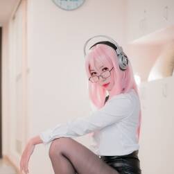 Money冷冷  -  索尼子OL寫真【61P 878M】