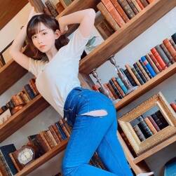 【深田詠美】寫真照精選 限時5金幣【749P 268M】