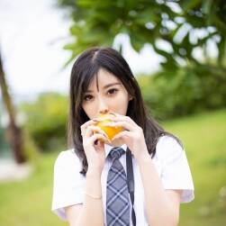 sugar女神楊晨晨寫真兩套【159P+743MB】