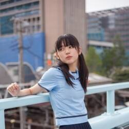 鎮(zhèn)西壽々歌-すずかのアオいハル精美寫(xiě)真集 413P 116MB