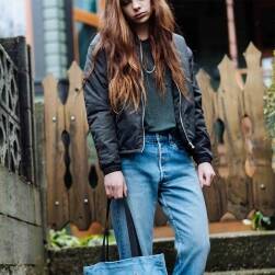 韓子萱英倫校服人體寫真圖集（5金）【36P 13M】