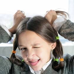 歐美制服蘿莉可愛女孩 寫真圖片集合百度網(wǎng)盤分享 2289P