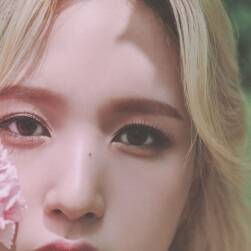 Yes,I am Mina.TWICE Mina 名井南首本寫真 1st Photobook 百度網(wǎng)盤下載
