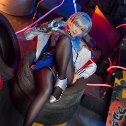 麻花里諾原皮 cos寫真作品百度網盤分享下載 20P