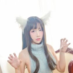 【九曲】小姐姐 露背毛衣寫真作品圖包分享下載 44P