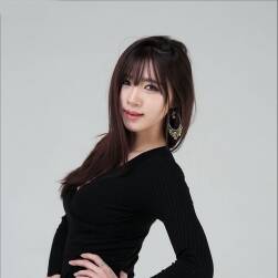 韓國美女宋珠娥黑玉鳴尊寫真套圖 17P