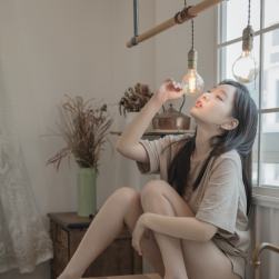 小女友Zenny寫真圖片｜39P｜238MB