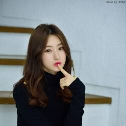 韩国美女模特 美莉 pose写真欣赏 百度网盘下载 60P